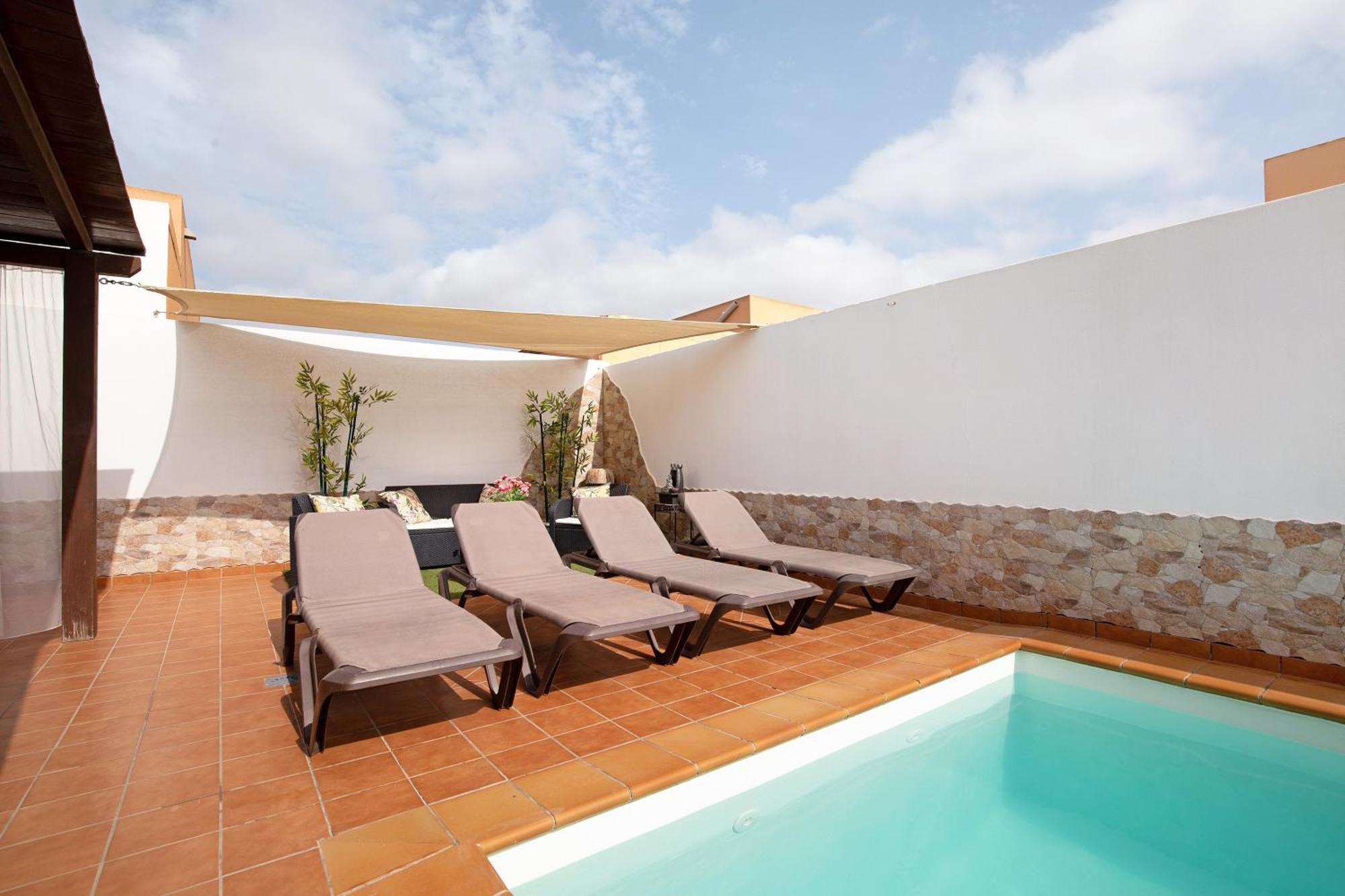 El Cortijo Villa La Oliva Luaran gambar